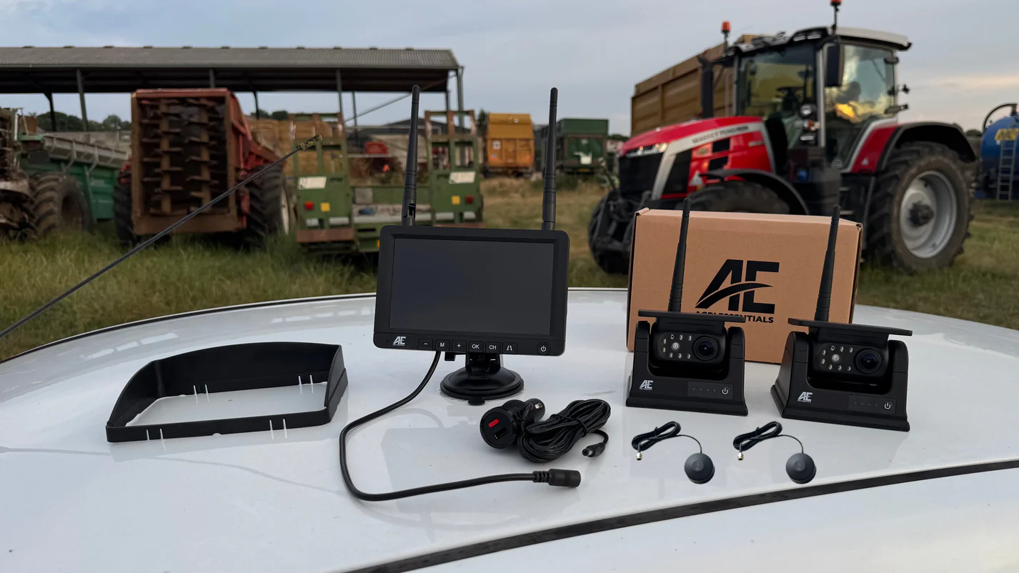 AE 7" WIRELESS MAGNETIC SOLAR VEHICLE CAMERA SYSTEM