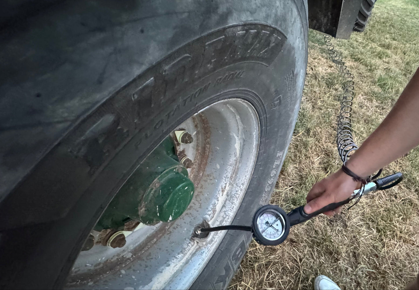 AE 15 METER TYRE INFLATOR KIT