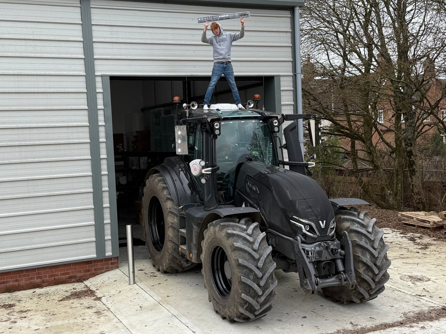 AE LED WINDOW LIGHT BAR (90cm)