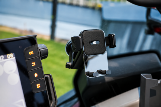AE UNIVERSAL PHONE HOLDER