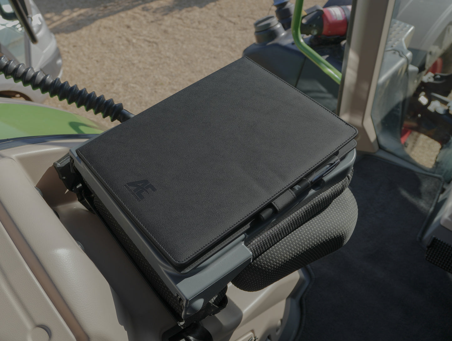 AE CLIPBOARD PORTFOLIO